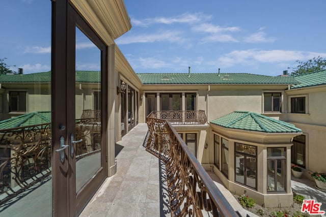 1700 Green Acres Drive, Beverly Hills, CA 90210 — photo 18 of 26