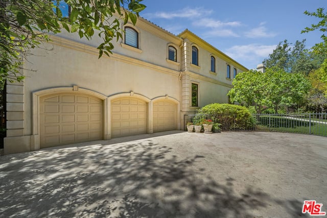 1700 Green Acres Drive, Beverly Hills, CA 90210 — photo 24 of 26