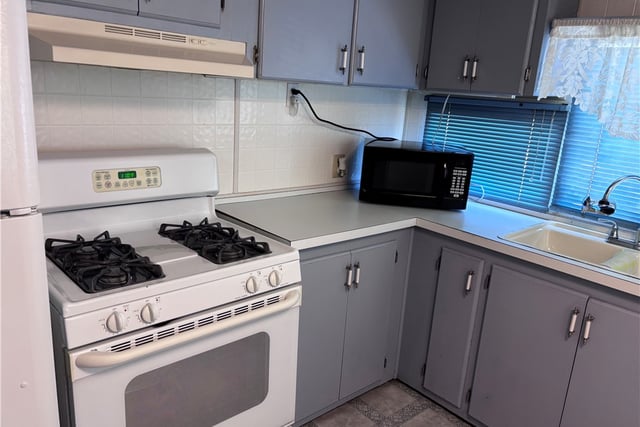37311 47th E 40, Palmdale, CA 93552 — photo 16 of 39