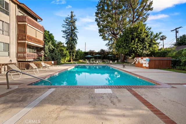 5115 Kester 7, Sherman Oaks, CA 91403 — photo 32 of 45