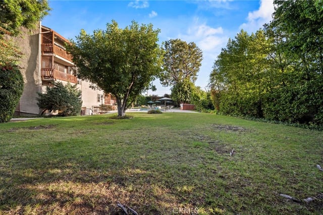 5115 Kester 7, Sherman Oaks, CA 91403 — photo 35 of 45
