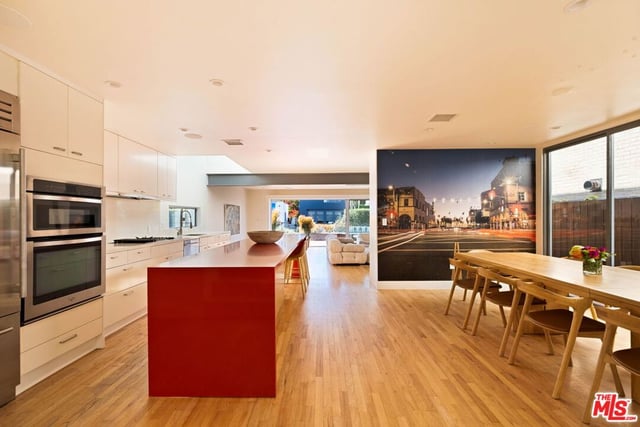 230 Carroll Canal, Venice, CA 90291 — photo 11 of 31