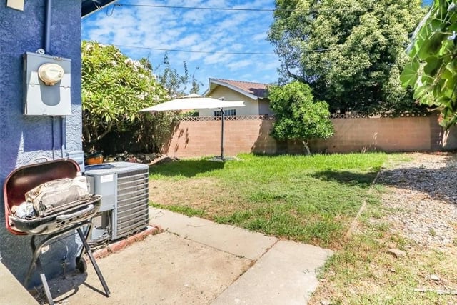 6502 Dos Rios Road, Downey, CA 90240 — photo 5 of 20