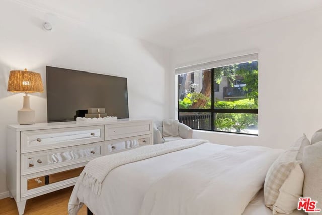 5334 Lindley Avenue 340, Encino, CA 91316 — photo 16 of 17
