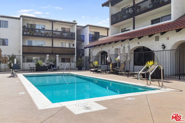 5334 Lindley Avenue 340, Encino, CA 91316 — photo 3 of 17