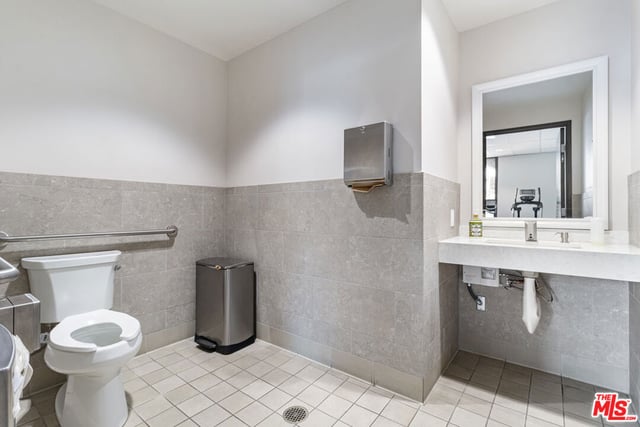 5334 Lindley Avenue 340, Encino, CA 91316 — photo 5 of 17
