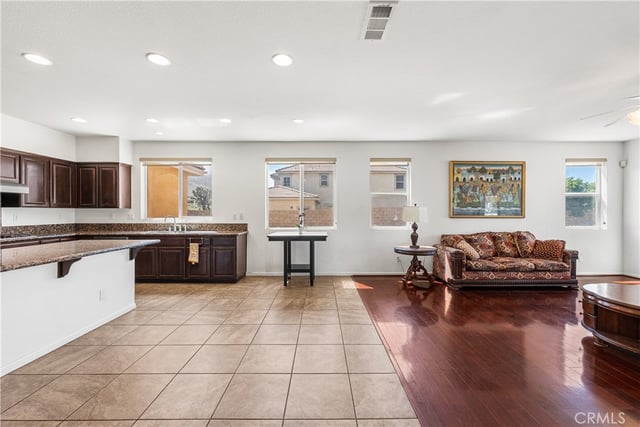 658 E Lago Lindo Rd, Palmdale, CA 93550 — photo 22 of 73