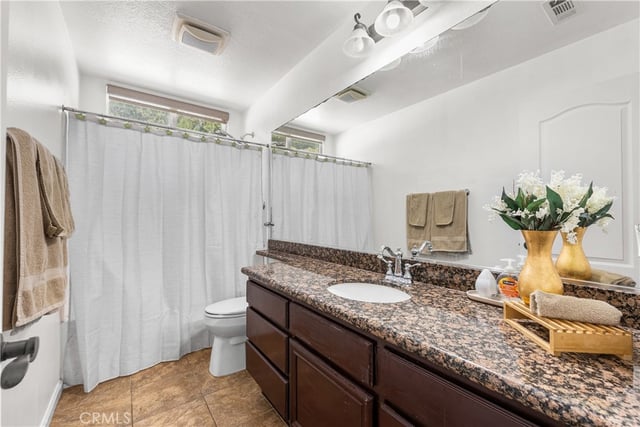 658 E Lago Lindo Rd, Palmdale, CA 93550 — photo 44 of 73