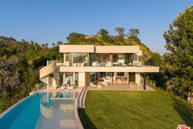 2700 Woodstock Road, Los Angeles, CA 90046 — photo 44 of 54