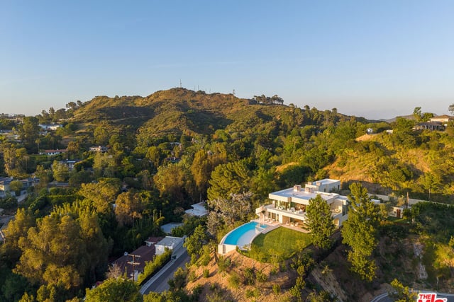 2700 Woodstock Road, Los Angeles, CA 90046 — photo 52 of 54