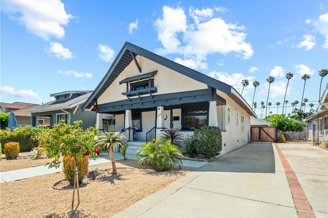 2330 W 29th Place, Los Angeles, CA 90018 — photo 2 of 21