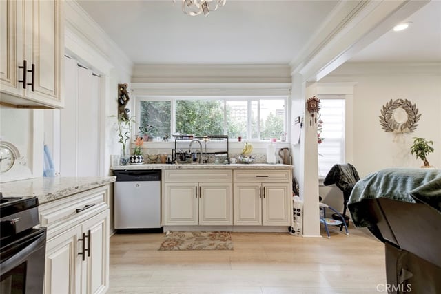 466 Vine, Glendale, CA 91204 — photo 44 of 75