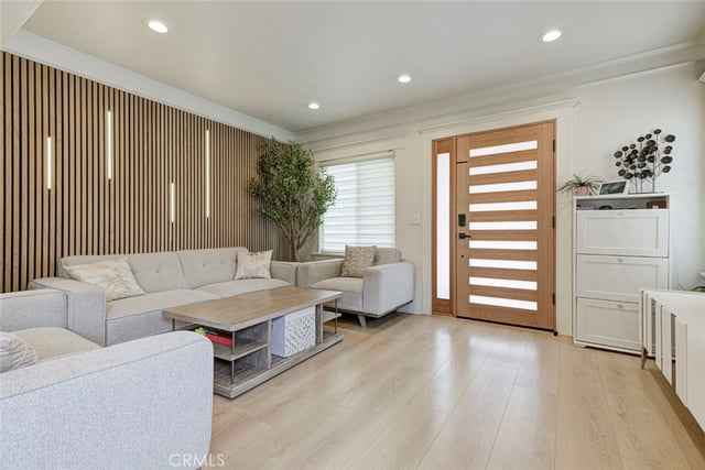 466 Vine, Glendale, CA 91204 — photo 5 of 75