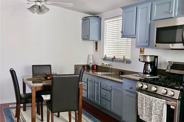6545 Wilbur 6, Reseda, CA 91335 — photo 4 of 9