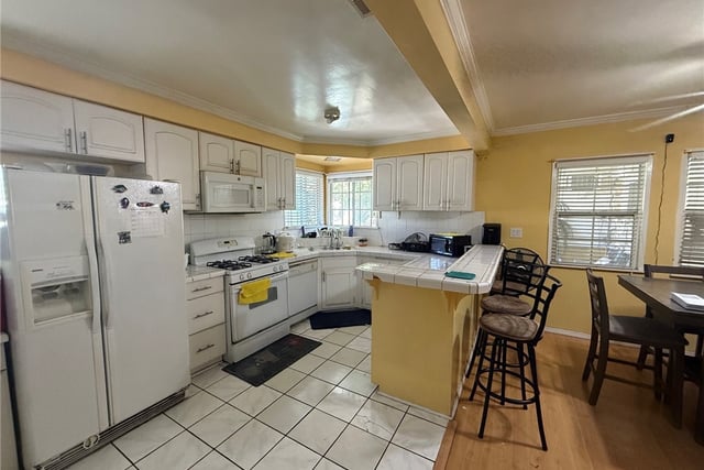 9916 Whitaker Avenue, North Hills, CA 91343 — photo 16 of 16