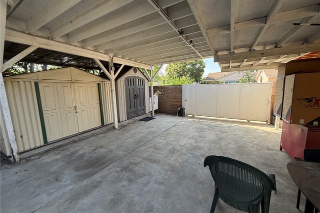 9916 Whitaker Avenue, North Hills, CA 91343 — photo 3 of 16