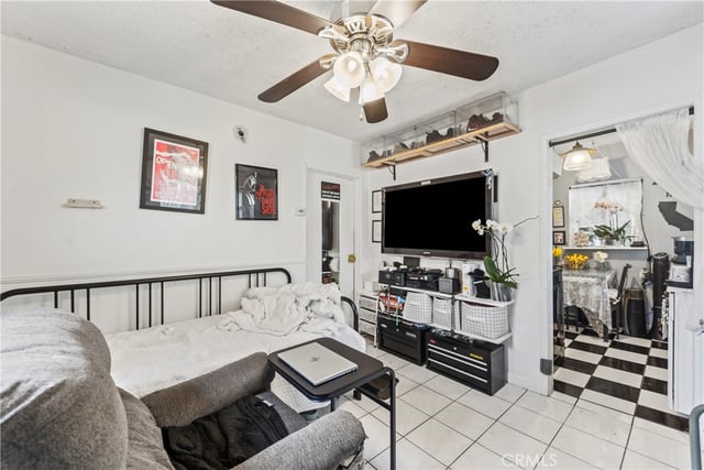 2424 West, Los Angeles, CA 90016 — photo 7 of 13