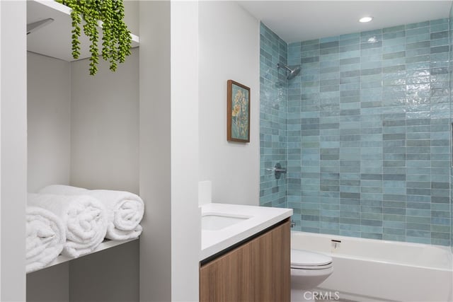 2822 Rowena, Silver Lake, CA 90039 — photo 12 of 16