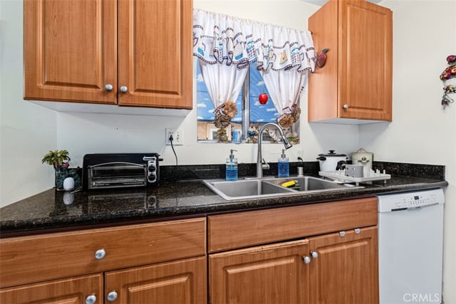20146 Cohasset 11, Winnetka, CA 91306 — photo 15 of 30