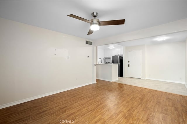 15425 Sherman 107A, Van Nuys, CA 91406 — photo 6 of 24