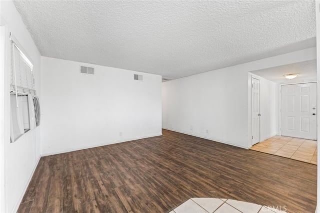 45303 6th Street E, Lancaster, CA 93535 — photo 10 of 41