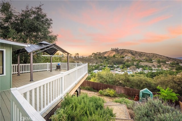 3582 Elm Drive, Calabasas, CA 91302 — photo 31 of 44