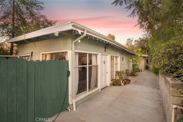 3582 Elm Drive, Calabasas, CA 91302 — photo 4 of 44