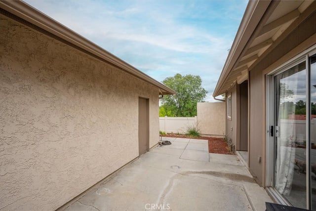 20008 Avenue Of The Oaks, Newhall, CA 91321 — photo 15 of 41