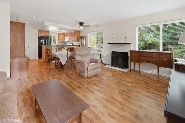20008 Avenue Of The Oaks, Newhall, CA 91321 — photo 18 of 41