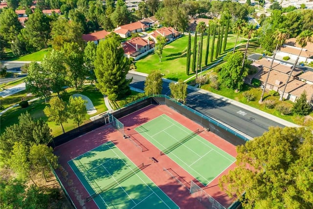 20008 Avenue Of The Oaks, Newhall, CA 91321 — photo 32 of 41