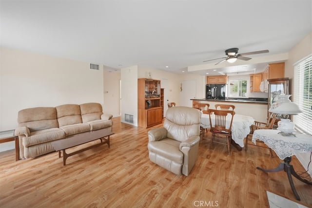 20008 Avenue Of The Oaks, Newhall, CA 91321 — photo 8 of 41