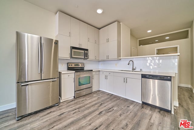 3810 Wilshire Boulevard 1001, Los Angeles, CA 90010 — photo 13 of 35