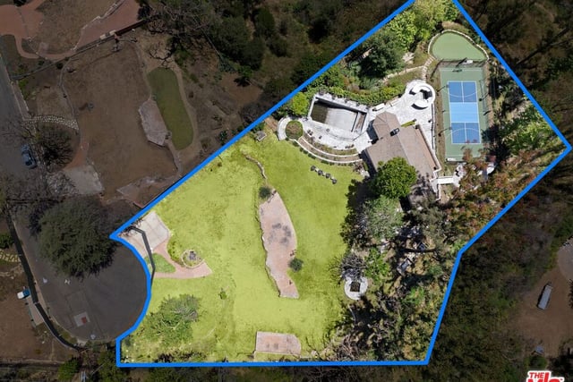 1267 Villa Woods Drive, Pacific Palisades, CA 90272 — photo 4 of 7