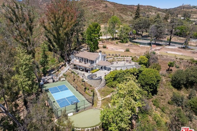 1267 Villa Woods Drive, Pacific Palisades, CA 90272 — photo 5 of 7