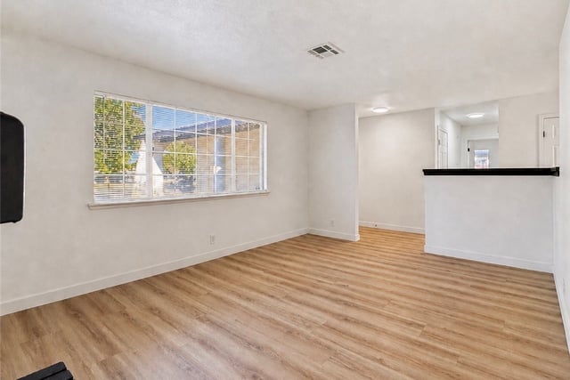 43815 Gillan, Lancaster, CA 93535 — photo 10 of 25