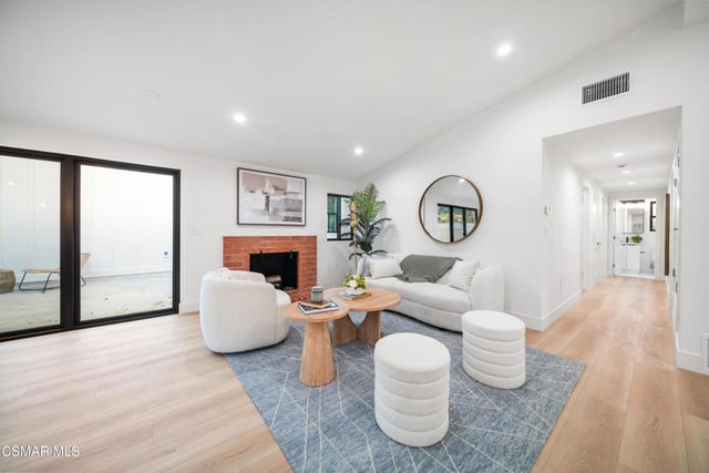 5623 Oso Avenue, Woodland Hills, CA 91367 — photo 11 of 55