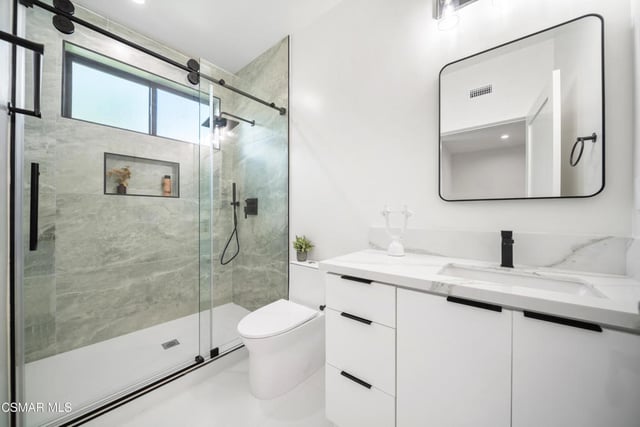 5623 Oso Avenue, Woodland Hills, CA 91367 — photo 13 of 55