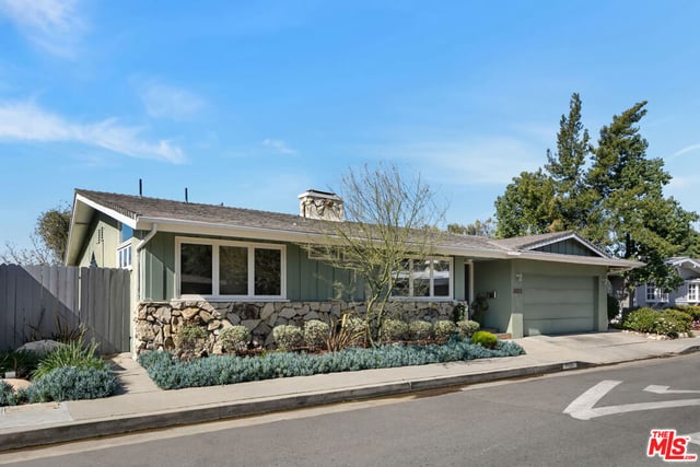 3823 Cody Road, Sherman Oaks, CA 91403 — photo 2 of 38