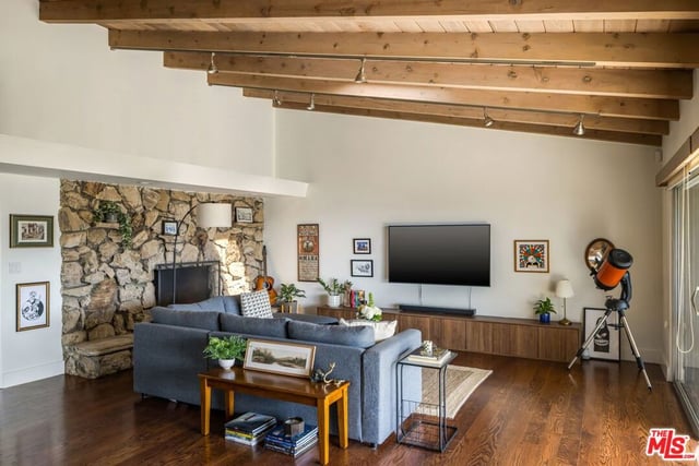 3823 Cody Road, Sherman Oaks, CA 91403 — photo 8 of 38