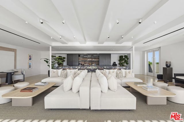 9200 Wilshire Blvd 505W, Beverly Hills, CA 90212 — photo 14 of 20