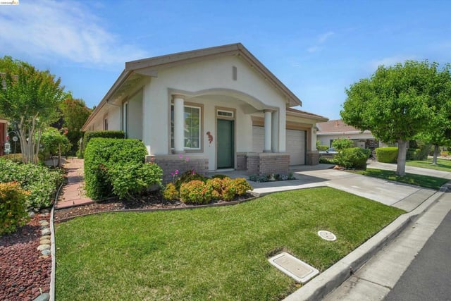 1436 Bismarck Ln, Brentwood, CA 94513 — photo 3 of 39