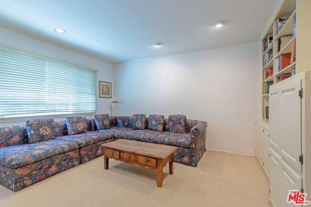 7815 Mulholland, Los Angeles, CA 90046 — photo 8 of 11