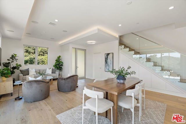 25638 Monte Nido Drive, Calabasas, CA 91302 — photo 2 of 40