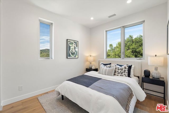 25638 Monte Nido Drive, Calabasas, CA 91302 — photo 20 of 40