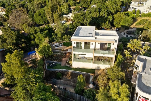25638 Monte Nido Drive, Calabasas, CA 91302 — photo 36 of 40
