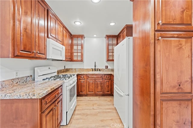 19120 Avenue Of The Oaks A, Newhall, CA 91321 — photo 18 of 53