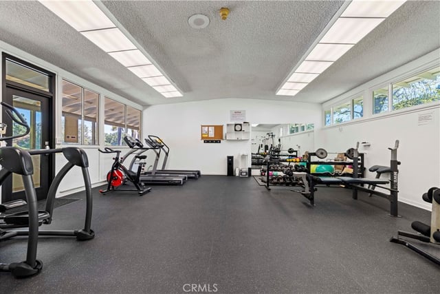19120 Avenue Of The Oaks A, Newhall, CA 91321 — photo 41 of 53