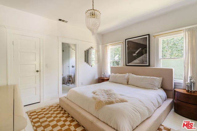 1163 Nelrose Avenue, Venice, CA 90291 — photo 11 of 37