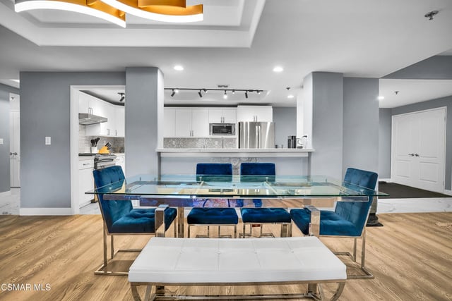 4348 Mammoth Avenue 203, Sherman Oaks, CA 91423 — photo 13 of 30