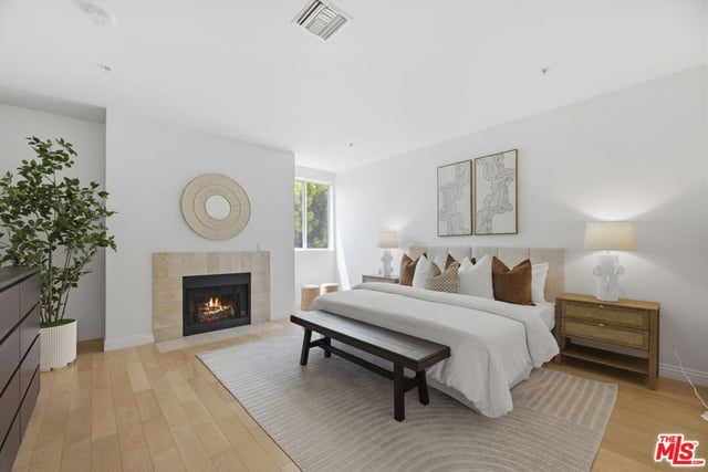 120 S Crescent Drive 104, Beverly Hills, CA 90212 — photo 22 of 46